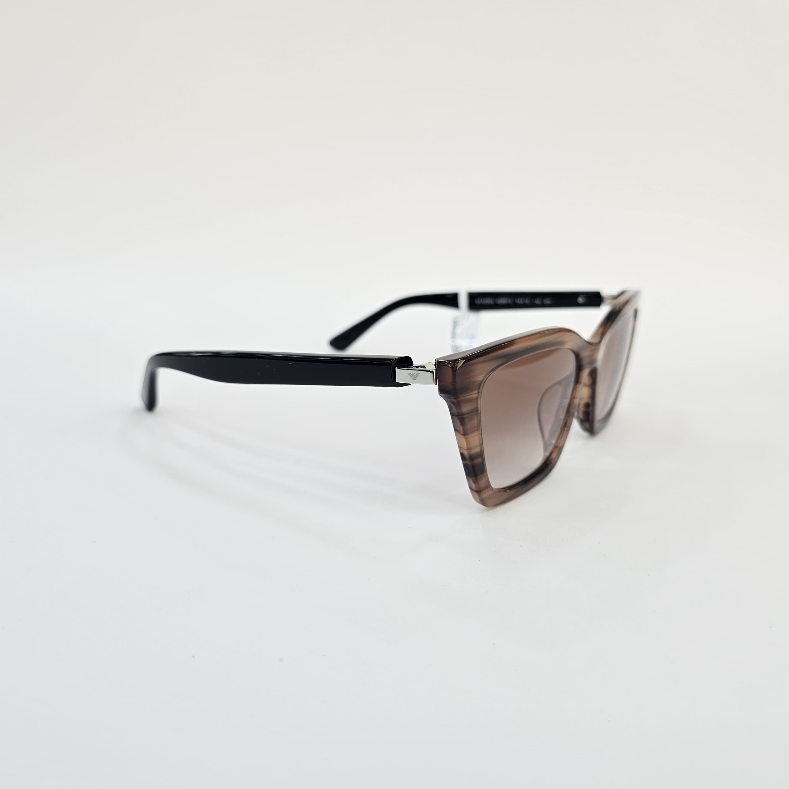 Om Optical