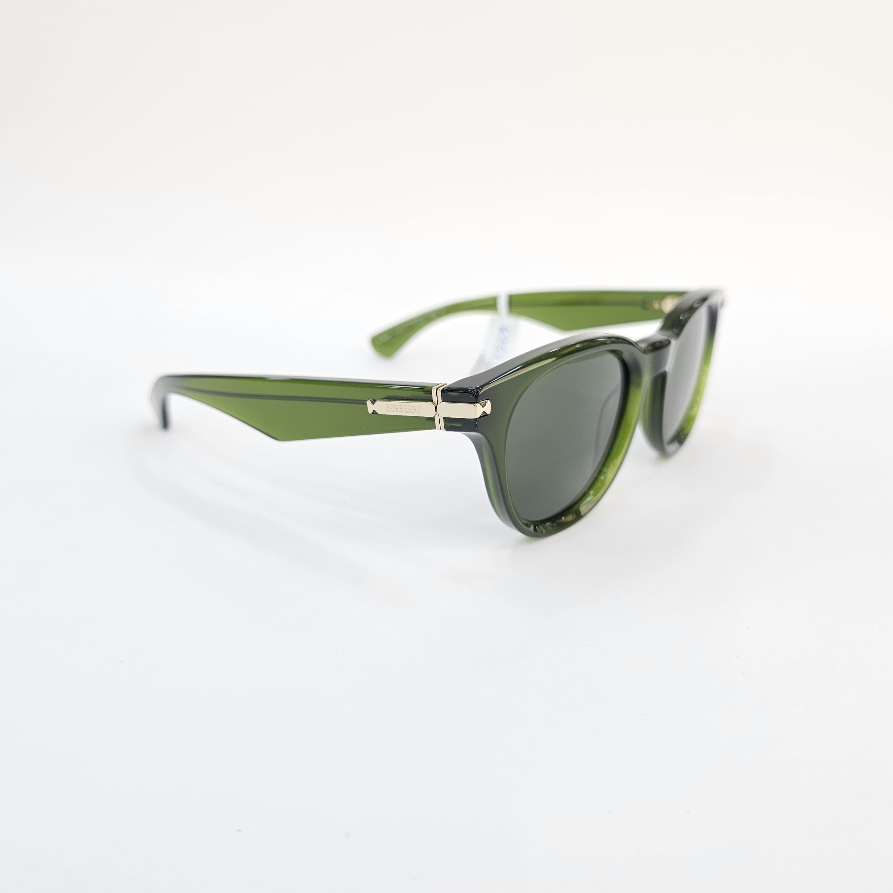 Om Optical