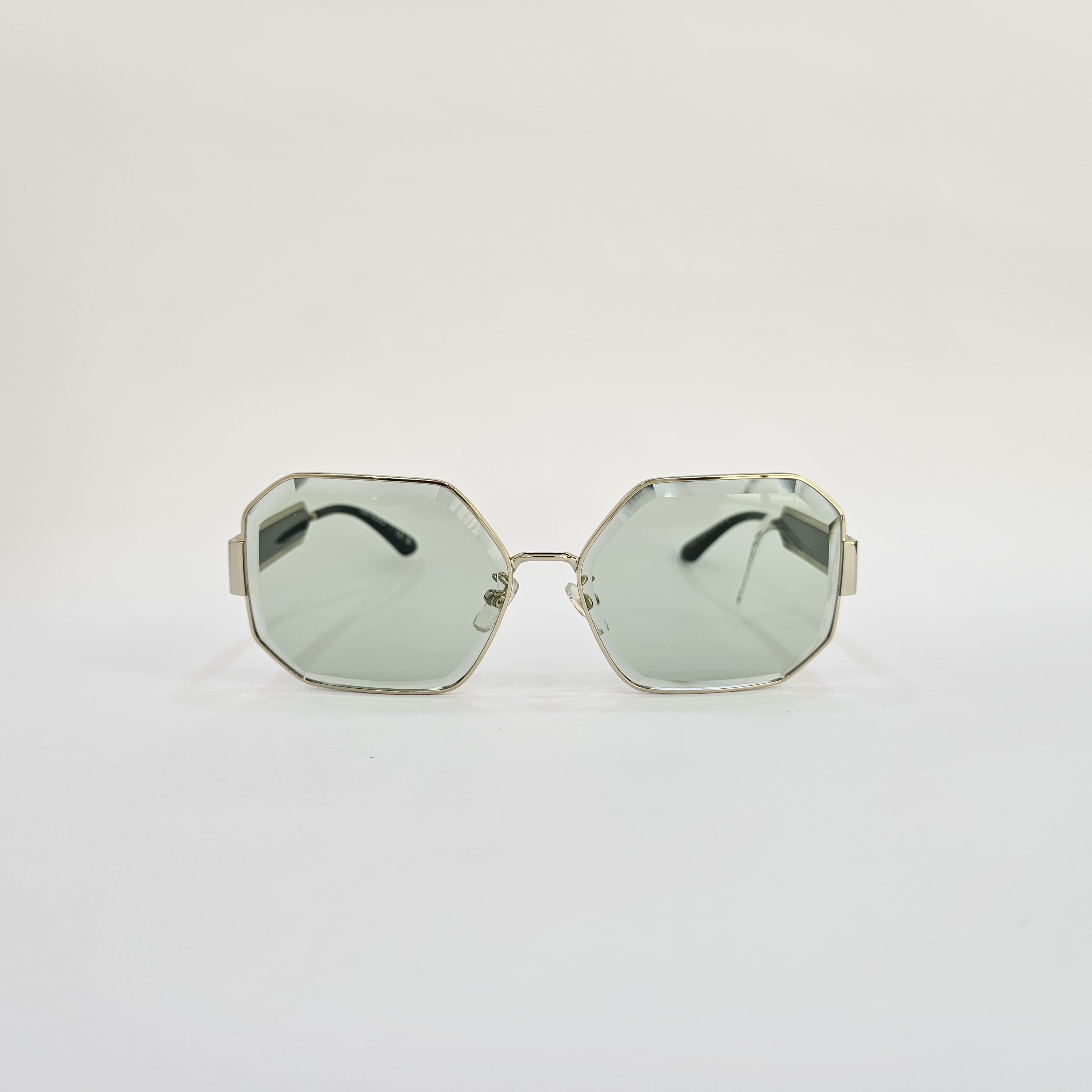 Om Optical
