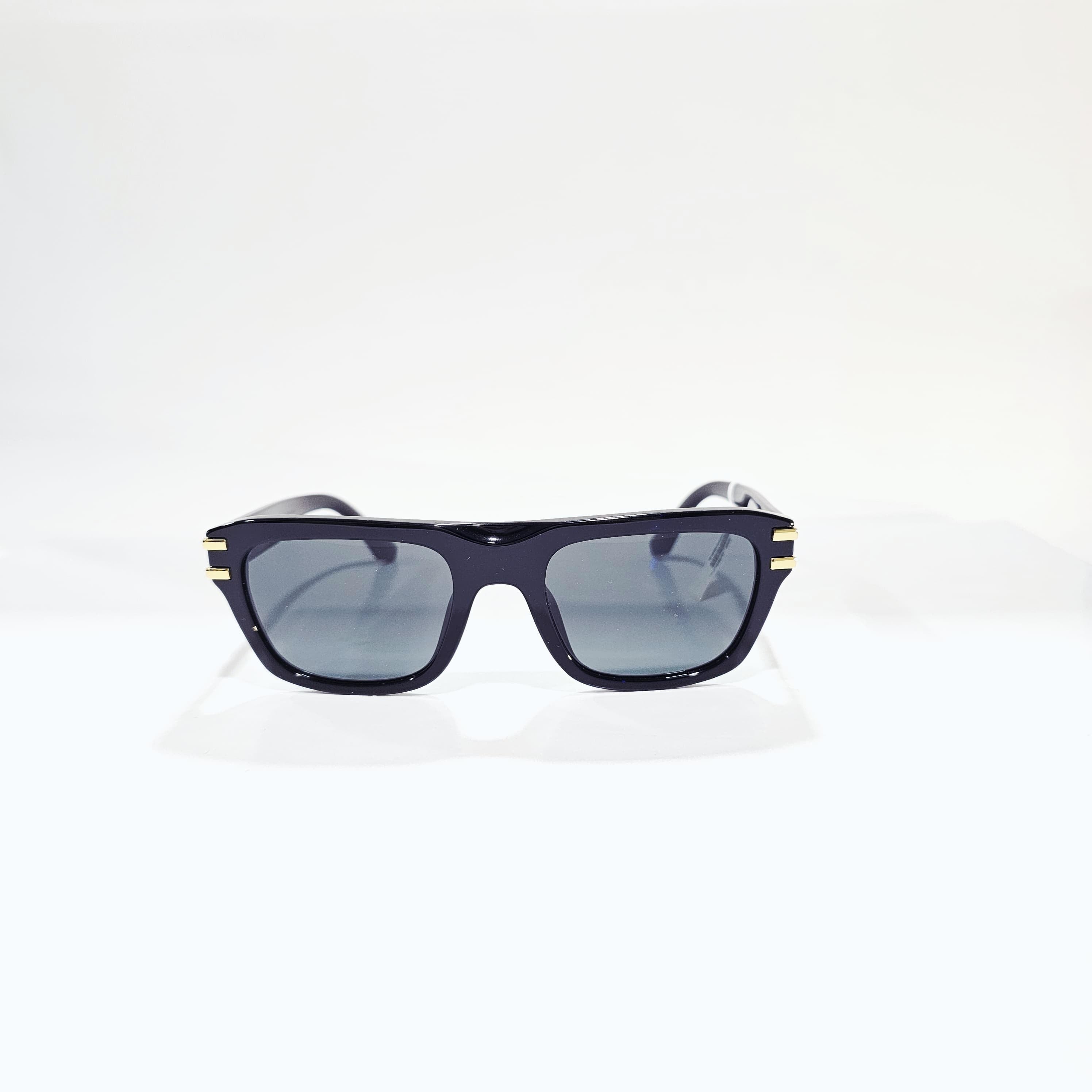 Om Optical