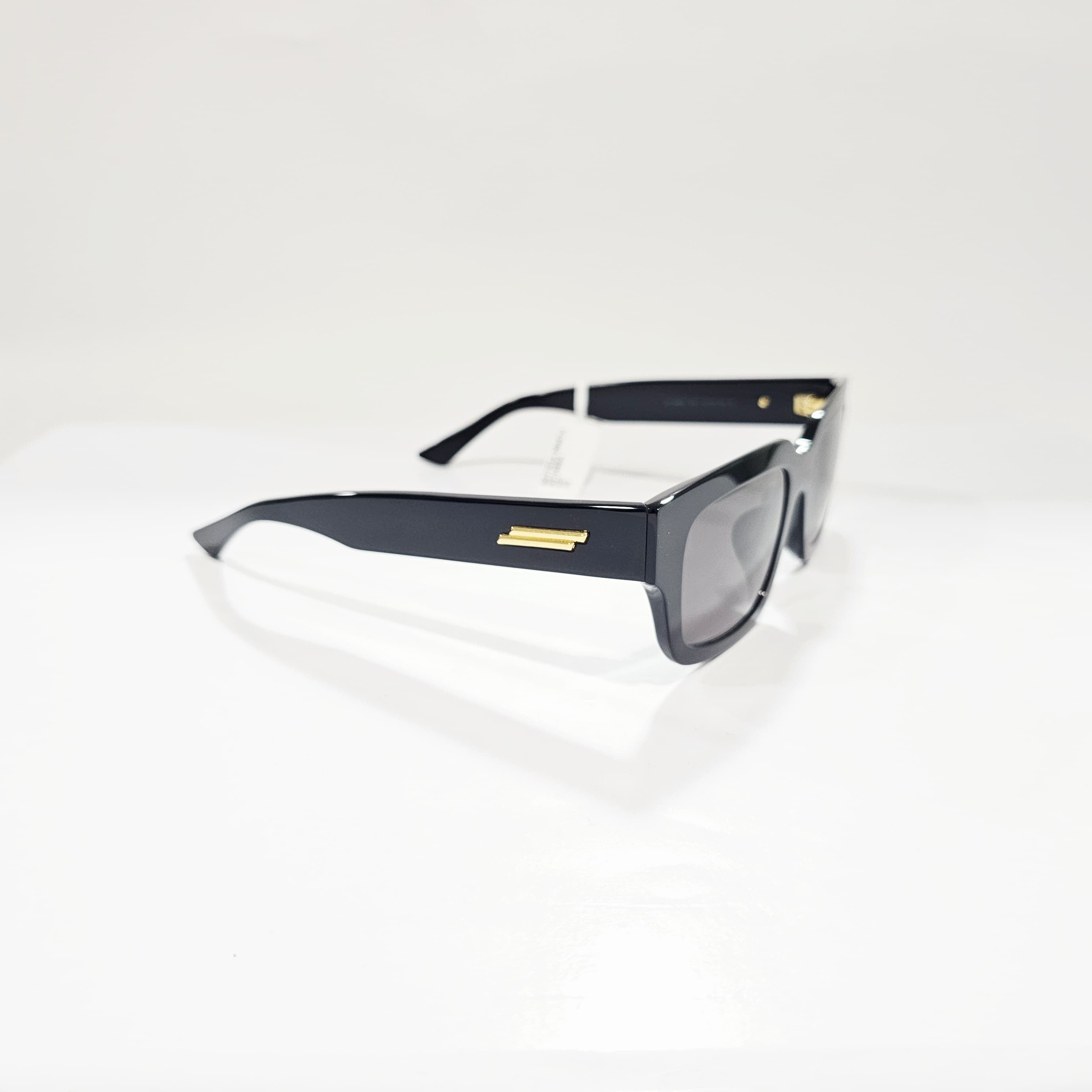 BOTTEGA VENETA SUNGLASS