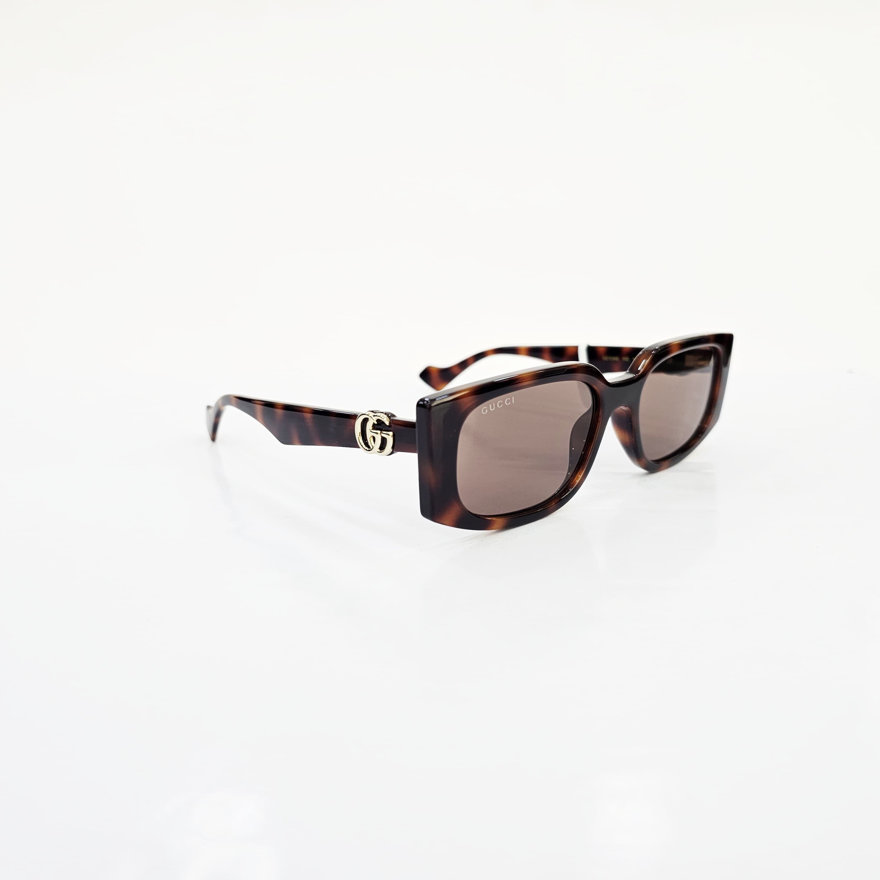 Om Optical