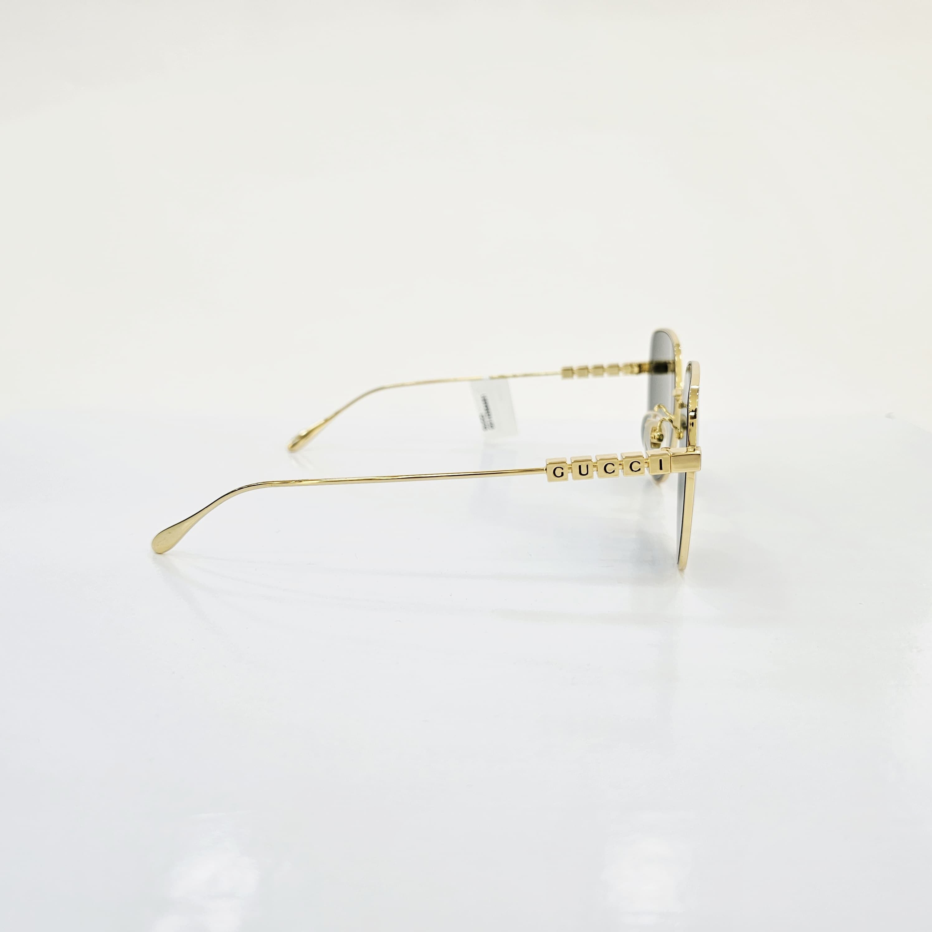 Om Optical