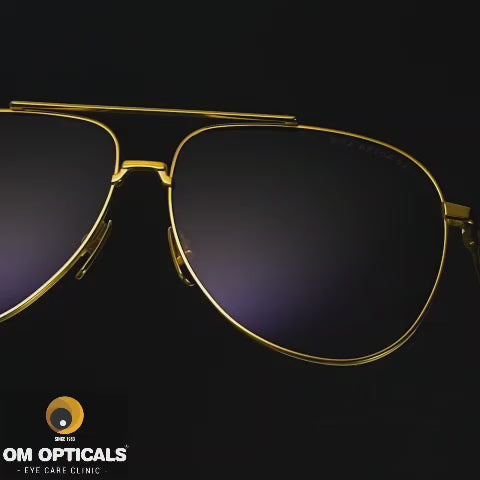 Om Optical